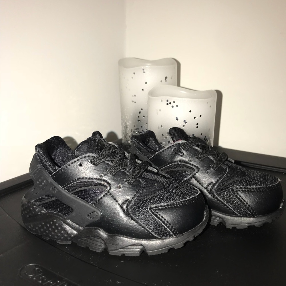 Toddler 6 Nike Huarache